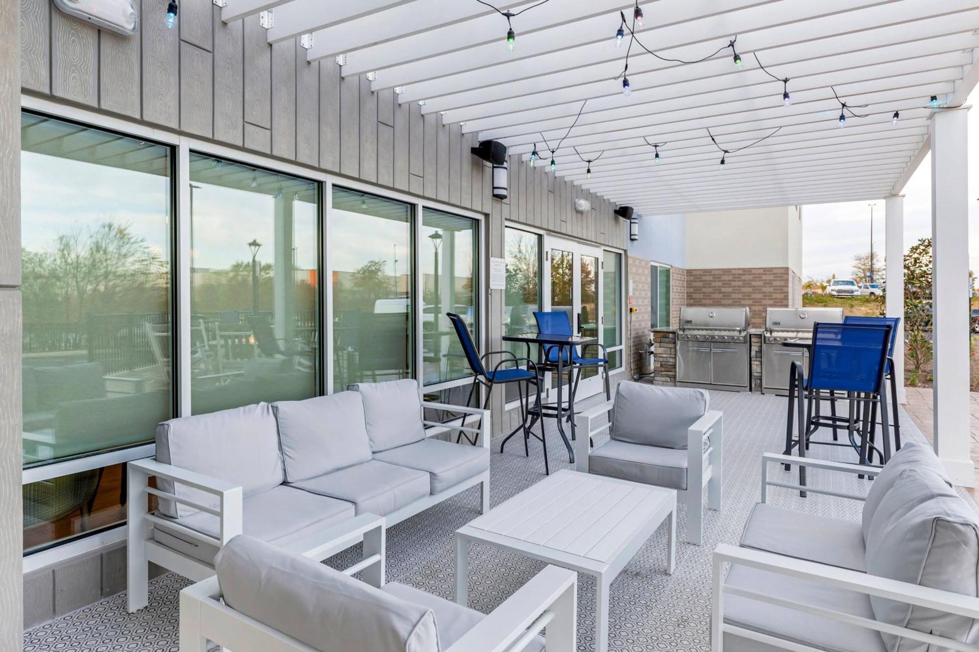 Towneplace Suites By Marriott Richmond Colonial Heights Exterior foto